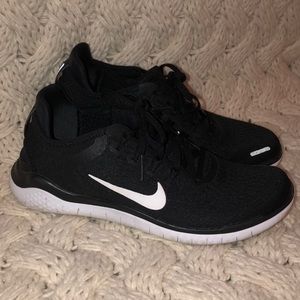 Black nike free run, size 7